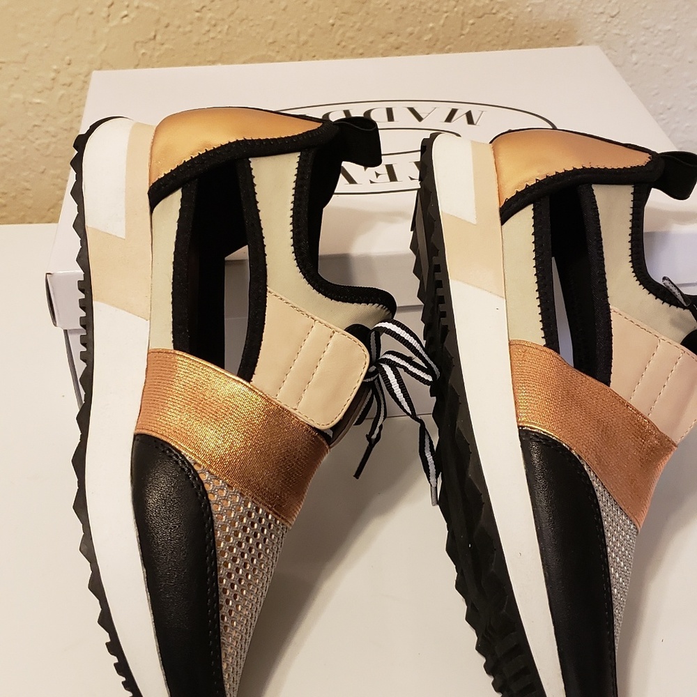 Fashion Casual Shoe